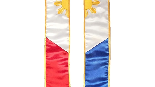 Symbolizing Achievement: The Meaning Behind the Graduation Stole